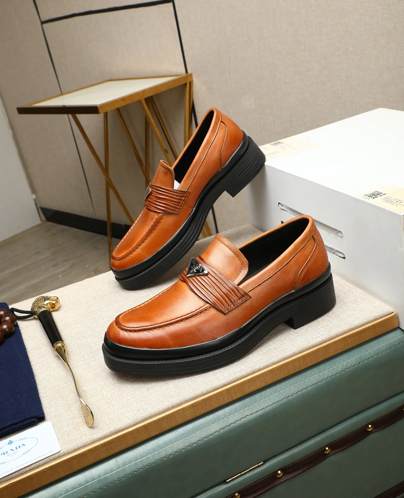 Men's men's shoes 💰540 (water-dyed cow leather) 📛📛PRADA high-end counter's latest formal business leather shoes 👔original and highest quality! Imported from Italy 🇮🇹 first-layer calfskin fabric ➕ cowhide lining Original outsole Formal size: 38➖44 (45 customized)